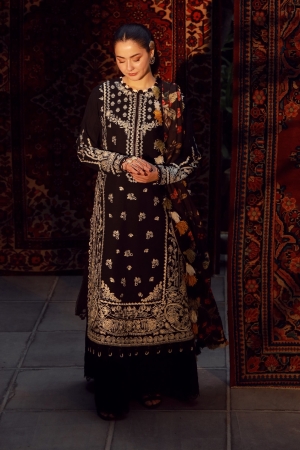 Maryam Hussain Luxury Winter Shawl Embroidered Suits Unstitched 3 Piece MH25-Mausum-06