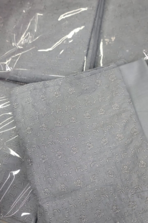 Lawn Embroidered 3pc Suit Unstitched / Lawn Embroidered Dupatta - 03